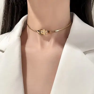 

New Designed 18K Gold Plated 3MM Titanium Steel Choker Necklace Herringbone Chain Belt Buckle Necklace For Ladies