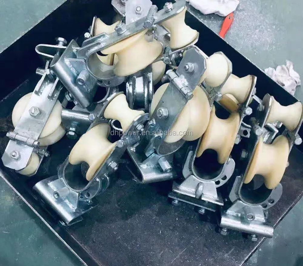 Pulley Cable Block - Galvanised Crossarm Mounted Skyward