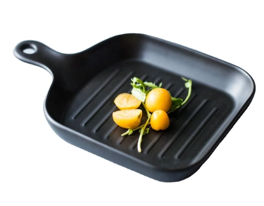 

Ceramic Baking Dish with Single Handle porcelain cake tray, Black