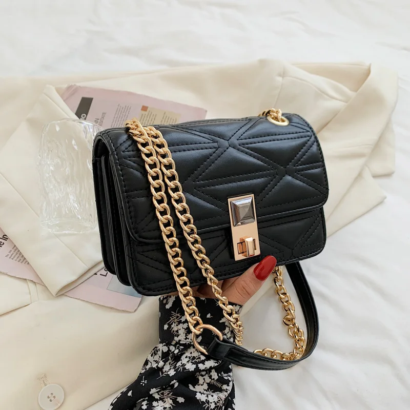 

2021 New PU material Diamond chain buckle single shoulder bag wholesale girl's shopping wallet and phone handbags, 2 colors