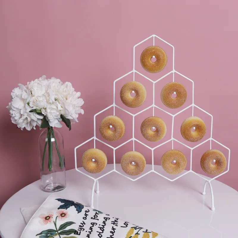 

Hot sale 4 layer Geometric shape Metal Rack for Marcarons Cake dessert stand, White