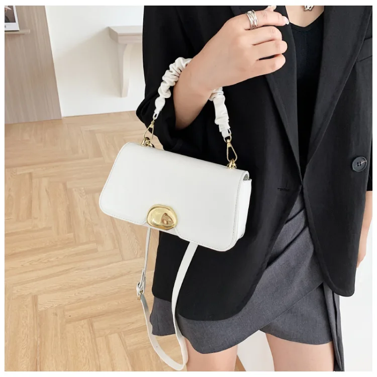 

2021 New Fashion Simplicity casual small square bag shoulder messenger female bag