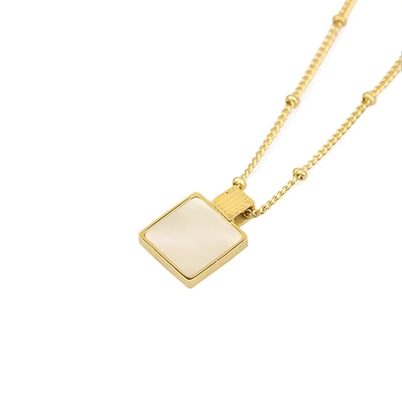 

Charare Minimalist jewelry Vintage 18k gold plated Natural shell square Pendant Necklace