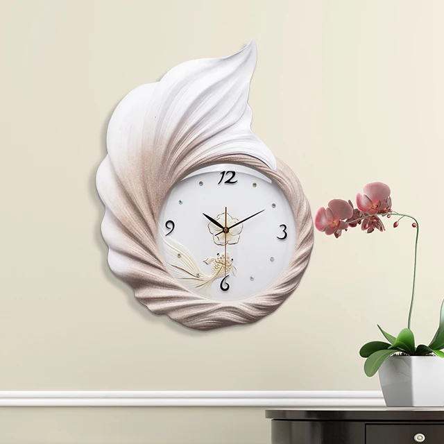 

Nordic Fashion 3D Resin Wall Clock Modern Luxury Design Home Clock Decorative Wall Art Clocks, Picture shows