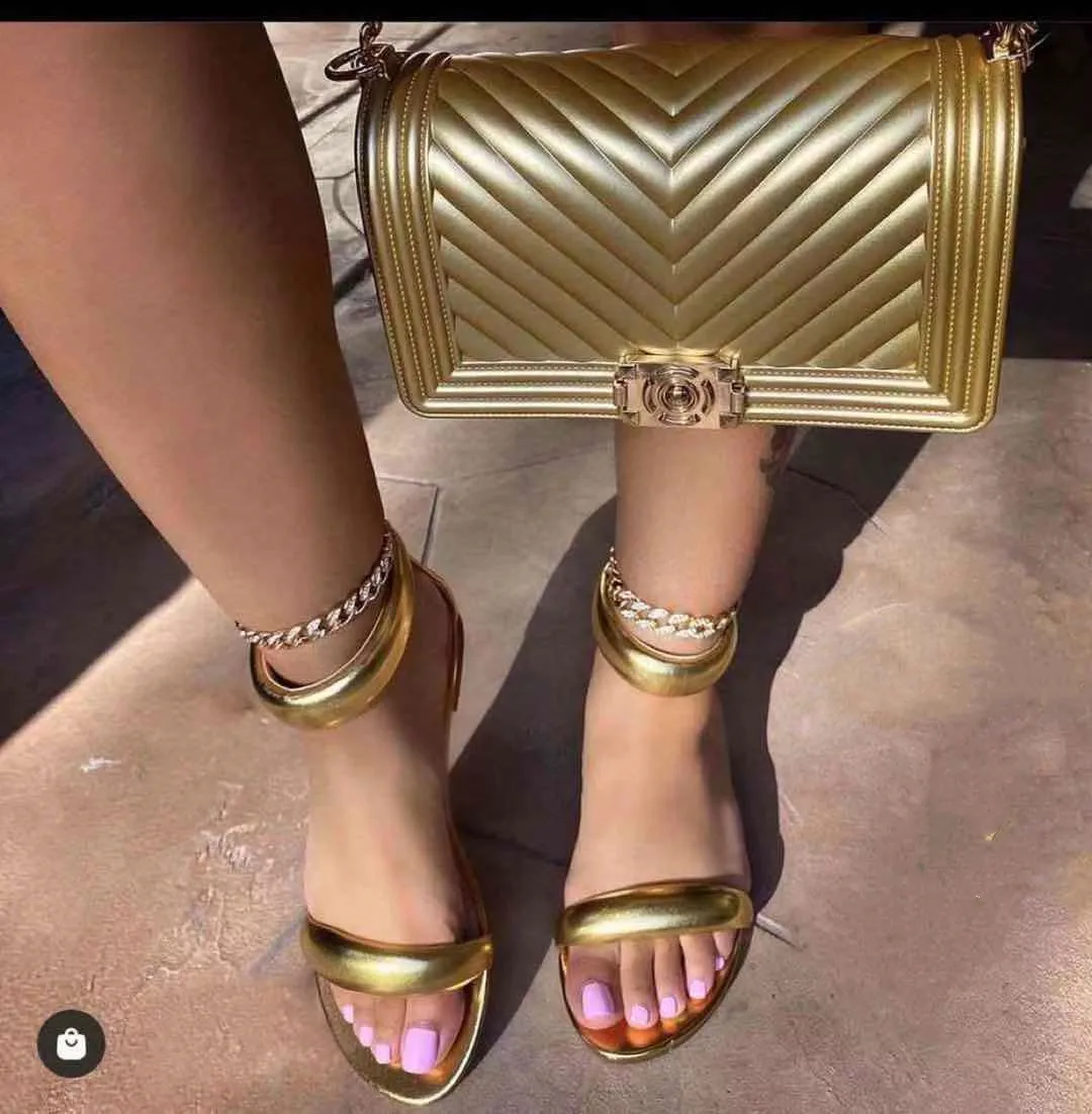 

2021 new trendy golden strap sandals and matching purse set chic evening bags and shoe sets, 1 color as picture