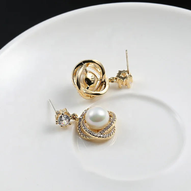 

New Design Elegant Pearl High Quality Zircon 925 Silver Needle Earrings Jewelry