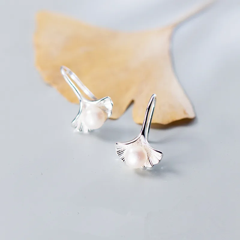 

Elegant Sweet Ginkgo Leaf Short Design Shape Korean Sterling 925 Silver Earrings Drop Earrings Pearl Earrings