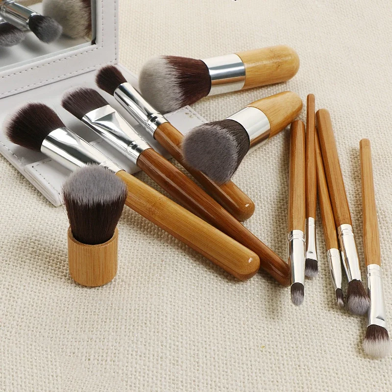 

Bamboo Handle Kabuki Face Blush Brush brochas bamboo maquillaje