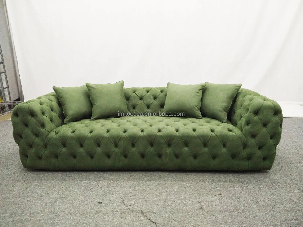 
Italian Luxury Upholstered Furniture Living Room Button Tufted Sofa Set New Desgin Beige Leather/Fabric Chester Moon sofa 