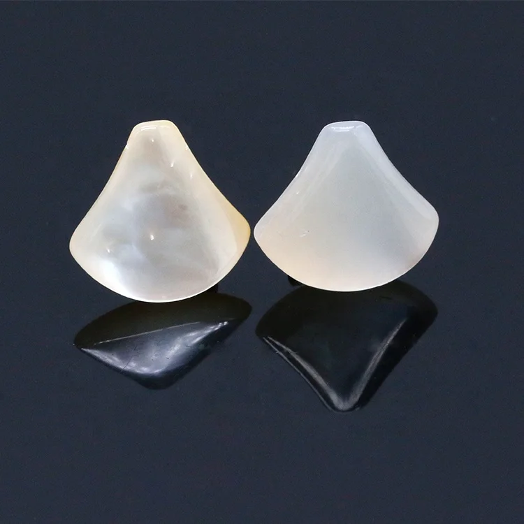 

Wholesale fancy shape white natural sea shell MOP cabochon, Pearl white