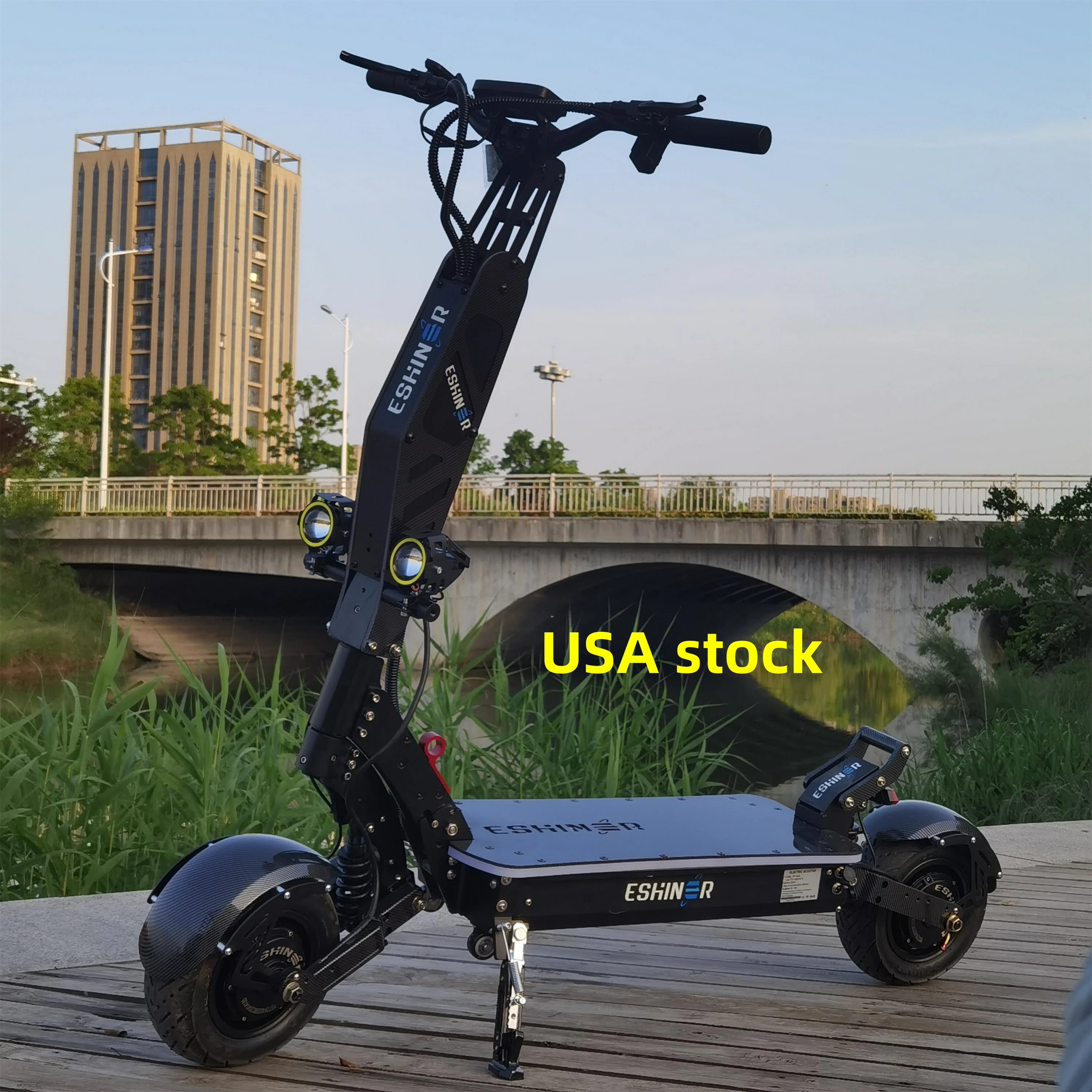 

USA warehouse dropshipping Carbon Fiber Color 72V 8000W adult dual motor electric scooter 75kmh with twist throttle