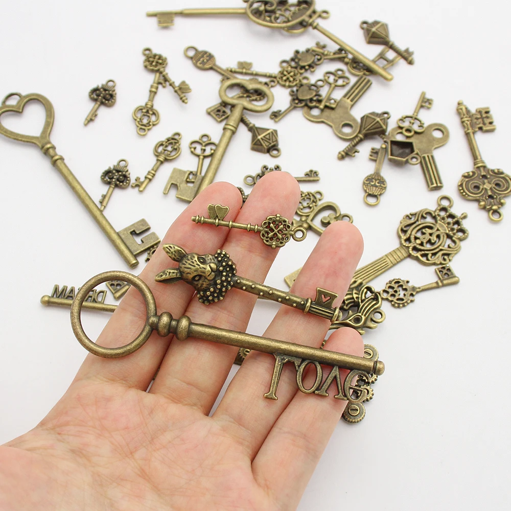 

40pcs Mixed Vintage Charms Lock Key Metal Pendants For DIY Jewelry Making Bracelets