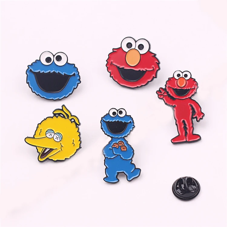

Cartoon Sesame Street Brooches Elmo Cookie Monster Badge Brooch Lapel Bag Coat Enamel Pins Unisex Cute Gift