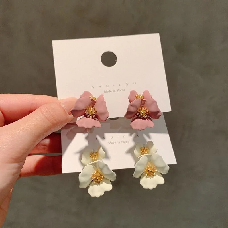 

fashion pink trendy flower earrings metal