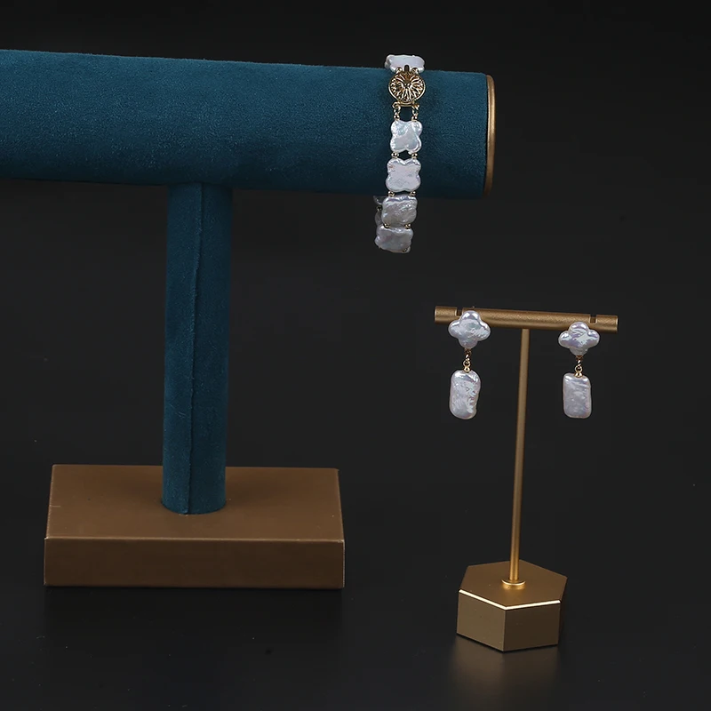 

Fashion classic clover shape baroque freshwater pearl bracelet earrings jewelry set, White