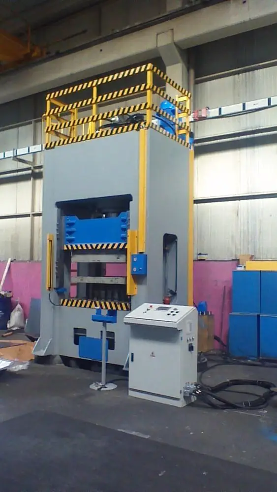 
Wheelbarrow production Plant: A production line for wheelbarrow box. 