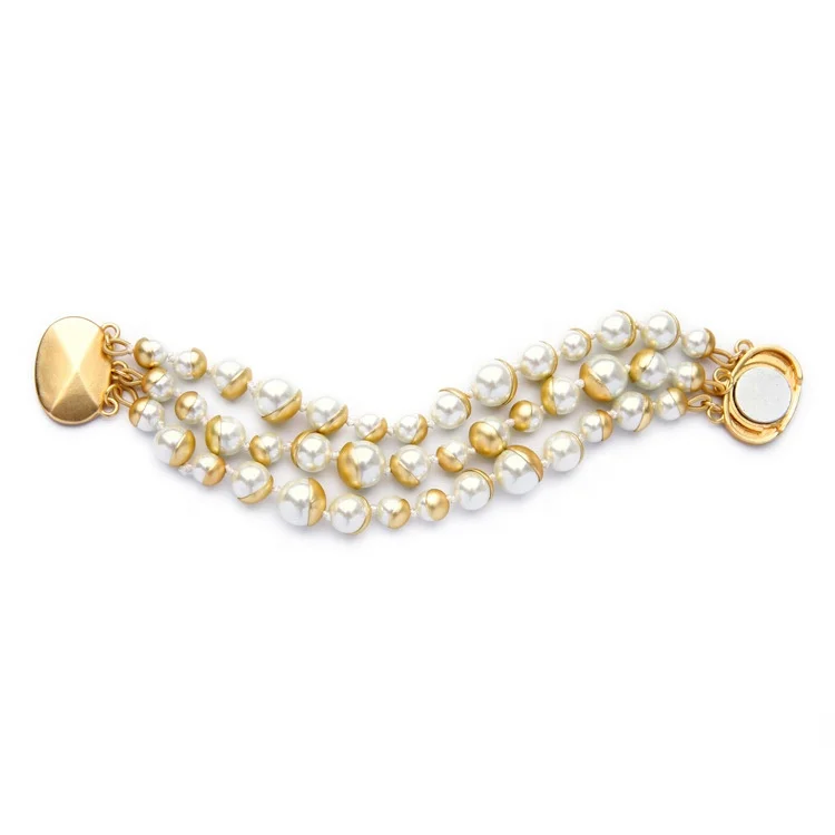 

Wholesale 2021 womens vintage multilayer pearl gold chain bracelet jewellery