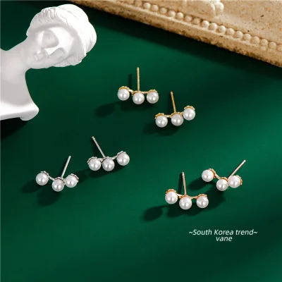 

Korean 925 Sterling Silver Genuine Freshwater Pearl Earrings Gold Plated Geometric Baroque Pearl Stud Earrings for Women
