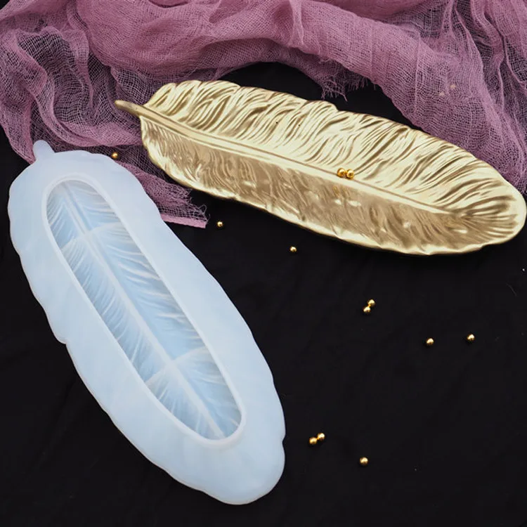 

Y919 Long feather shaped plate dish resin mold for trinket home decoration, White