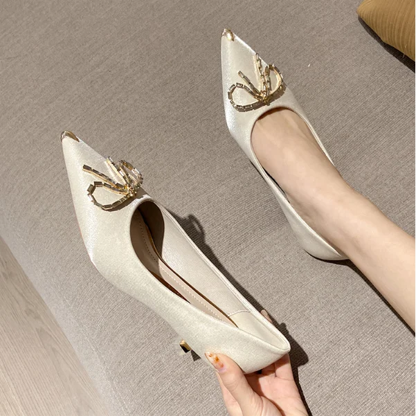 

French high heels women's new satin cloth pointed toe design niche temperament shallow mouth bow decoration single shoes, Black apricot blue