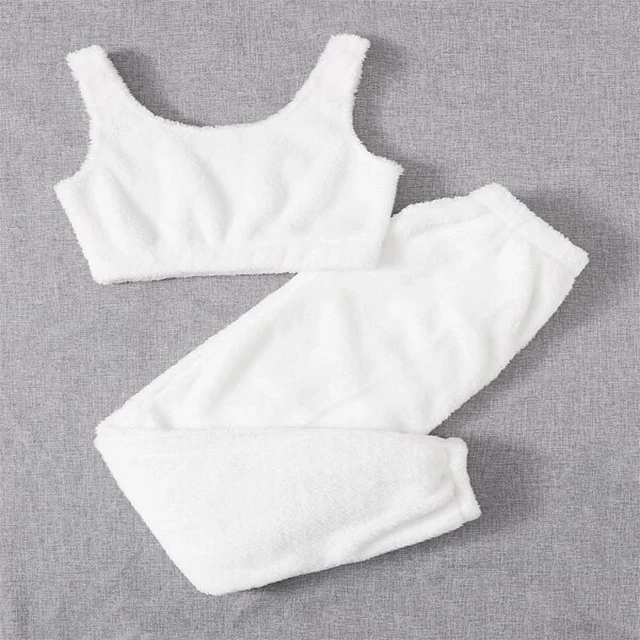 

Wholesale 100% QC Custom Fuzzy Winter Two Piece Sports Women Lounge Wear Sets