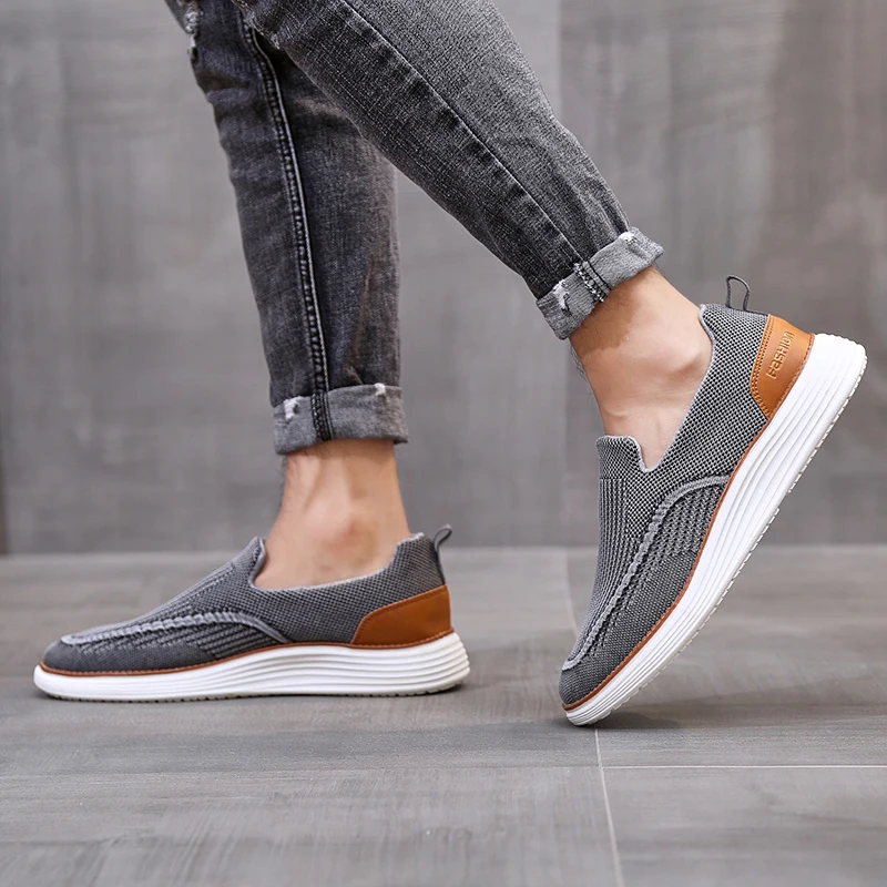 

New Fashion Men's Slip On Boat Shoe Male Loafer Boat Shoes Casual Fashion Canvas Shoes Lightweight Sneakers Large Size
