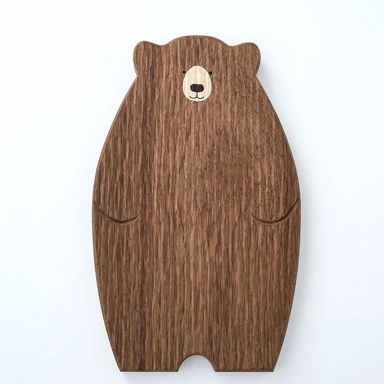 

Cute and creative little bear wooden plate