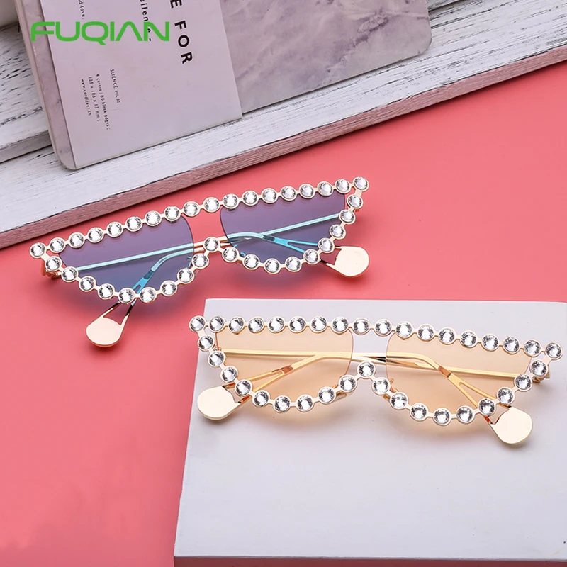 

Jewelry Fashion 2019 Personality Diamond Frame Cat Eye Unisex Women Glasses Pearl Sunglasses, As the pcitures