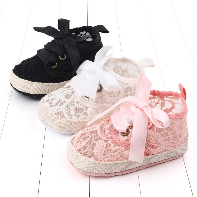 

2020 wholesale 0-18 months lace upper cute bow soft sole breathable anti slipper prewalker baby girls newborn baby dress shoes