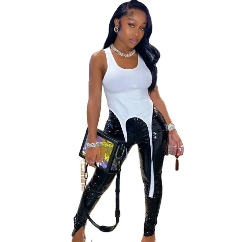 

Wholesale casual sleeveless women tops solid color 2021 summer top fashion skinny strap women tank top