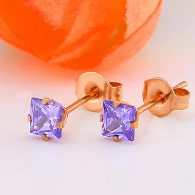 

Classic four-claw inlaid 4mm square color zircon fine needle stud earrings fashion hypoallergenic