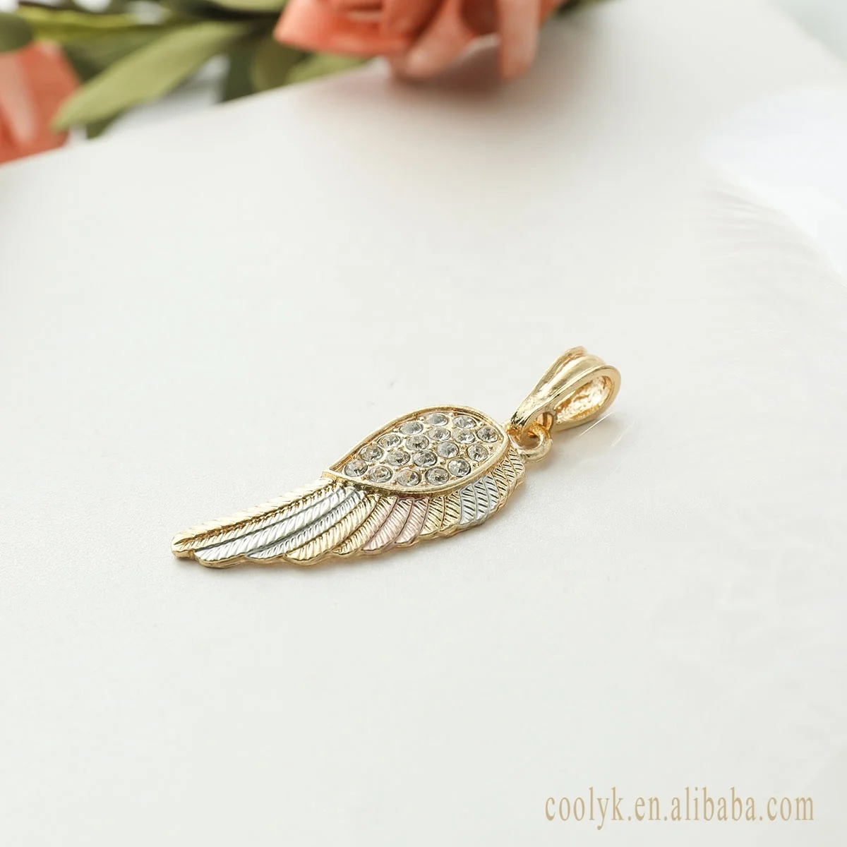 

Angel Wing Pendants Crystal Stone Pendant Jewelry Hip Hop Style Pendant for Neutral Dubai Gold Fashion, Multi-colors