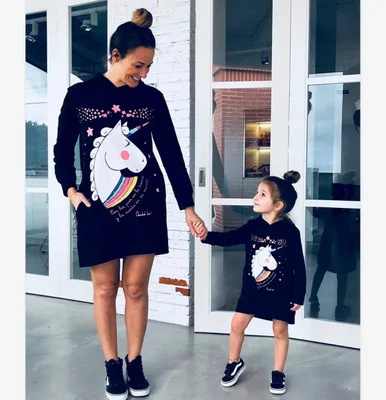 

Spring / Summer family matching clothing 2019 New Unicorn Printed Long Sleeve Hooded Parenthood Dress parenthood, White causal family dresses