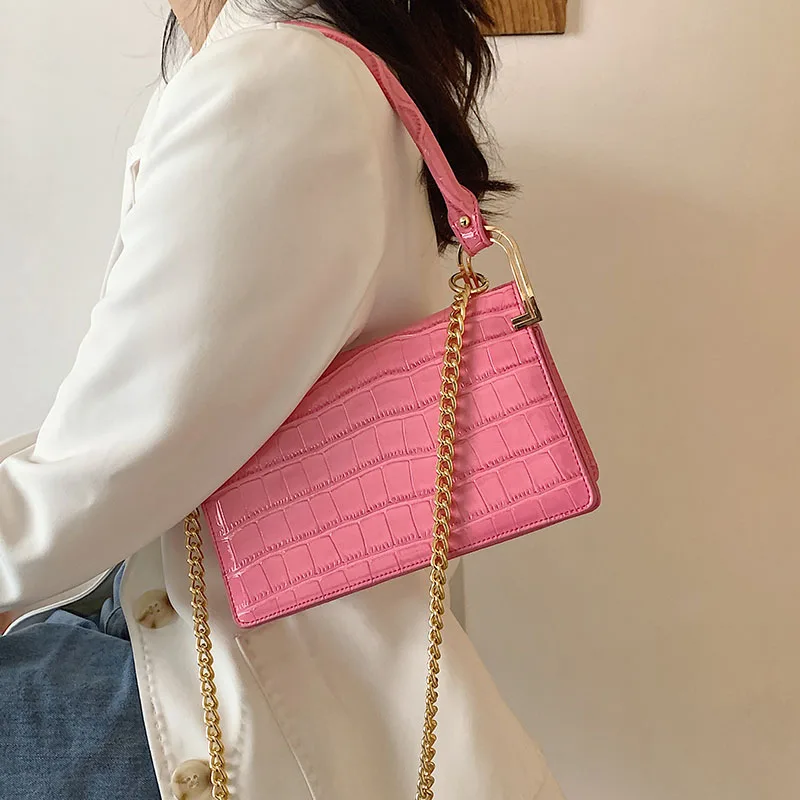 

Trending 2021 summer Wholesale Fashion PU leather purse simple pouch square women hand bags, 4colors