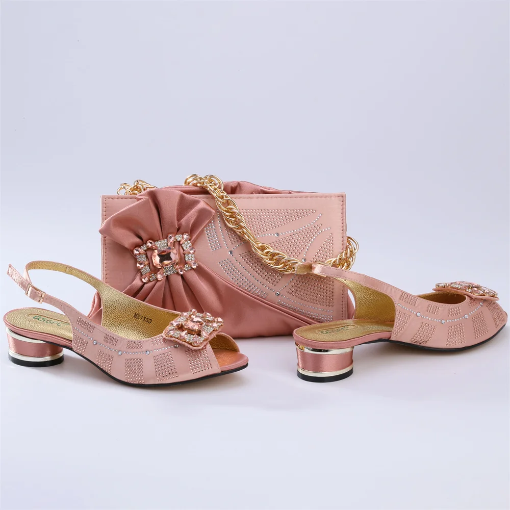 

Beautifical casual shoe woman fashion low heel itilain shoes bag set MM1130