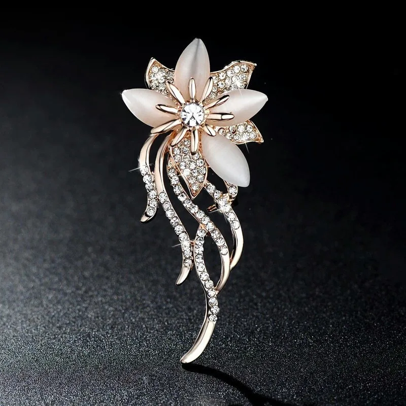 

Vintage Palace Diamond Embedding Flower brooch Women's temperament Personalized Cat's Eye Stone women brooch New 2023