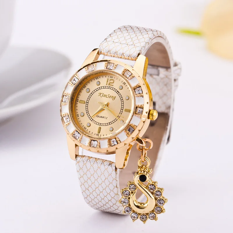 

Full Diamond Diamond Pendant PU Leather Bracelet Watch Women's Fashion Watch Bracelet Watch Wholesale