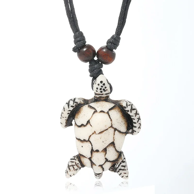 

Wholesale Ocean Vintage Hand-woven Resin Turtle Pendant Necklace Jewelry