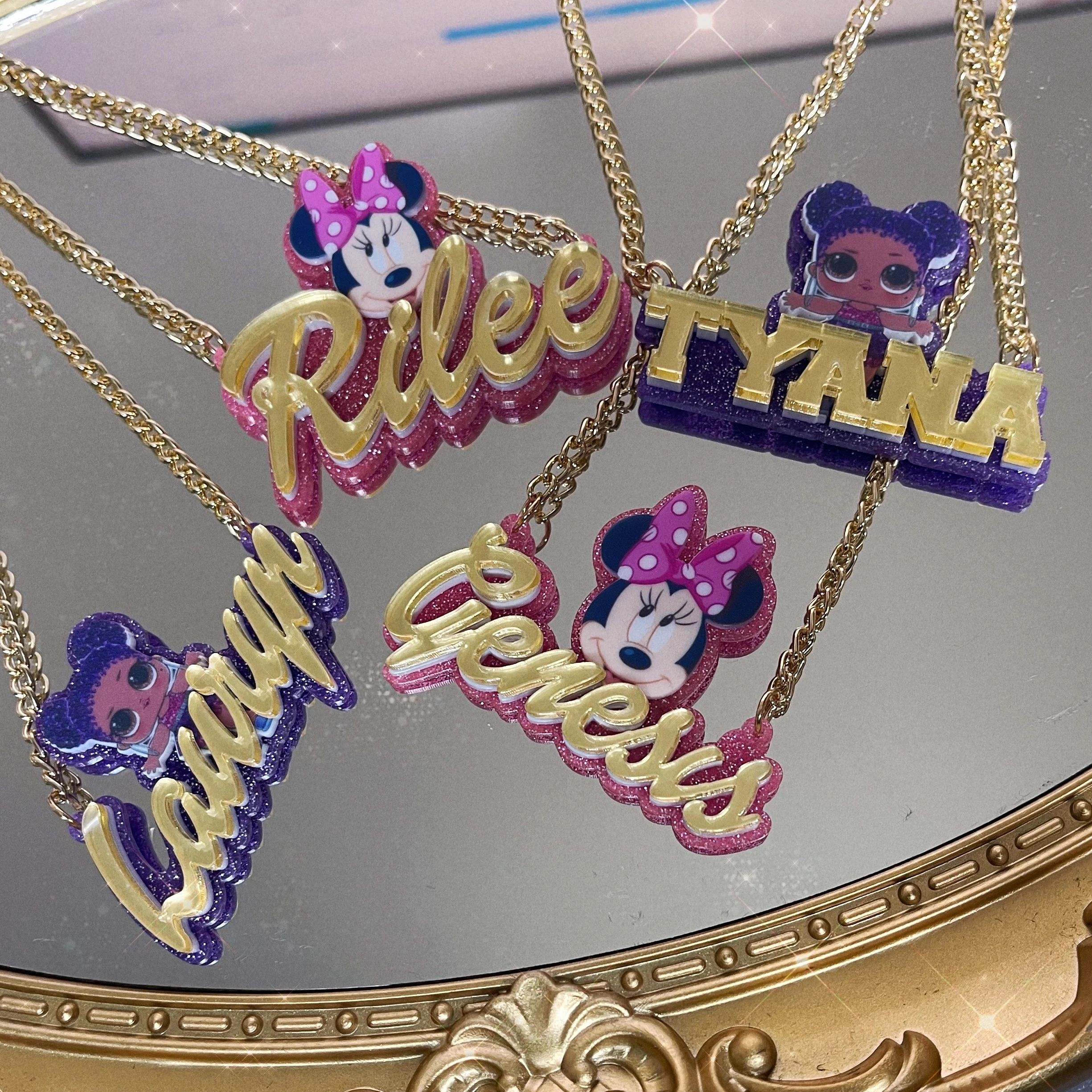 

Dropshipping Customize Nameplate Jewelry Angelic lol Doll Character Acrylic Cartoon Name Necklace for Kids Gifts, Picture