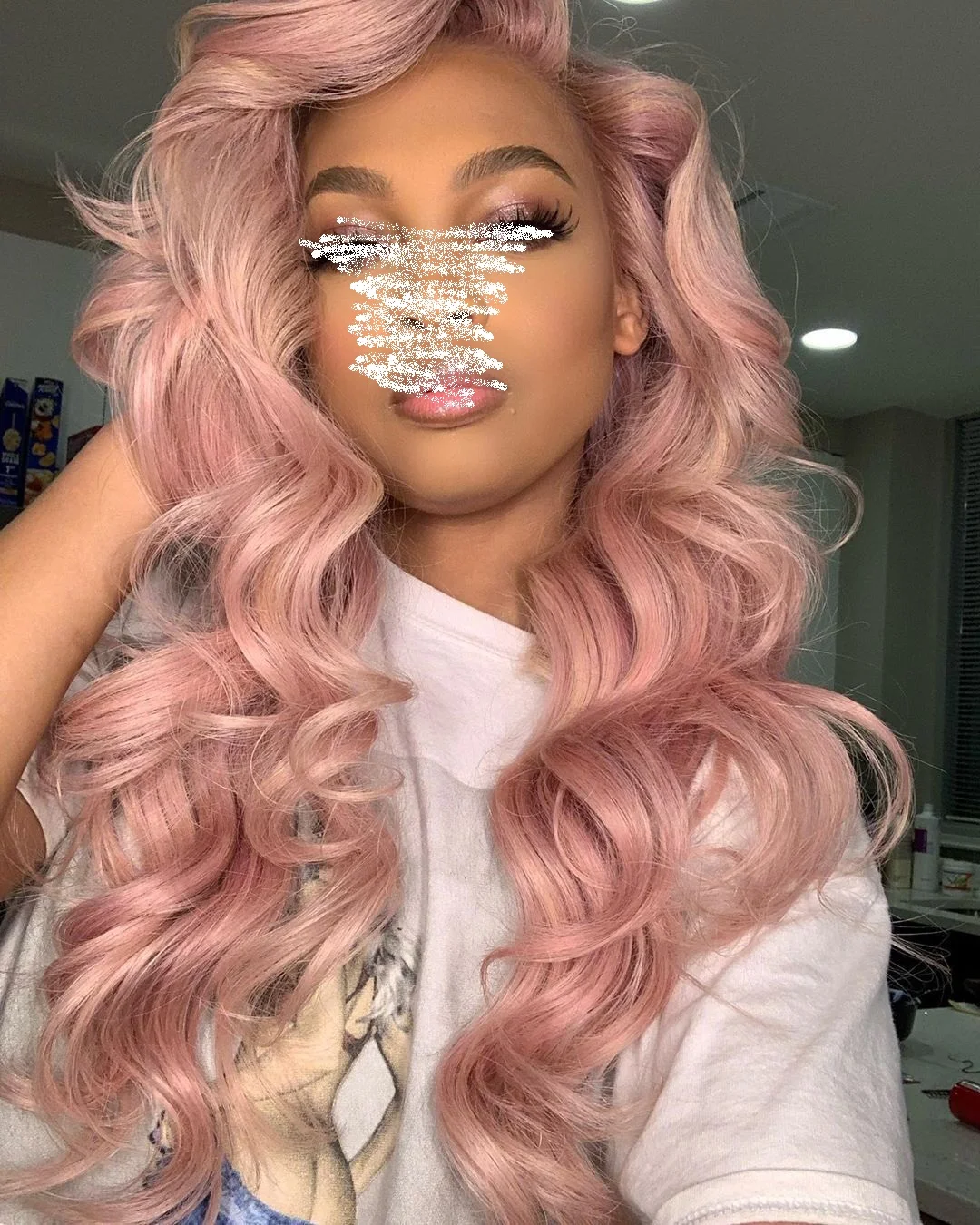 

Body Wave Pink Colored Long Front Synthetic Wig For Black Women With Baby Hair Middle Ratio Natural Hairline Daily Wigs