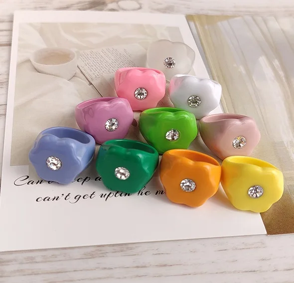 

JUHU 2021 Fashion Acid Acrylic Acetate Simple clear colorful flower ring Resin Ring set Jewelry Wholesale resin rings flower