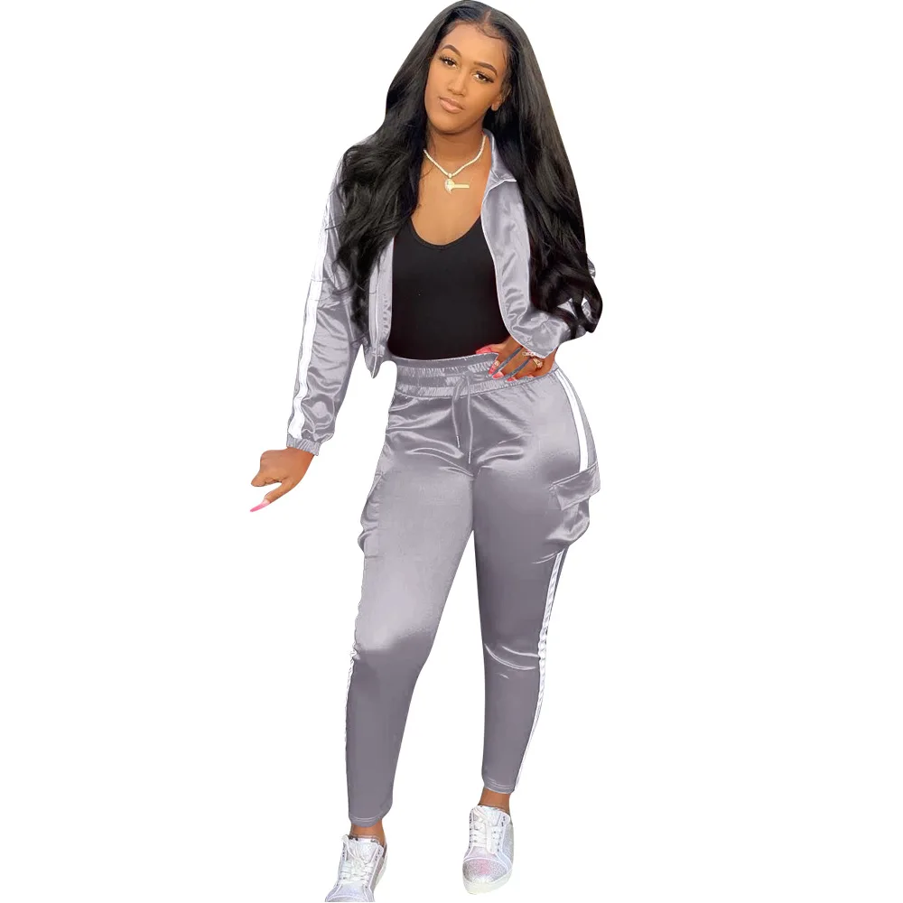 

2020 New Arrivals Fashion girls Reflective Gym Sports suit Women Sports Two Piece Set