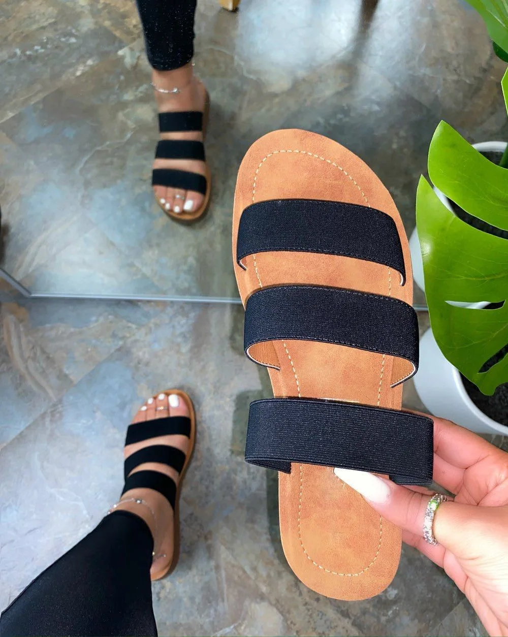 

Wholesale Womens Sandals Multi-color Slippers Soft Sandals Outdoor