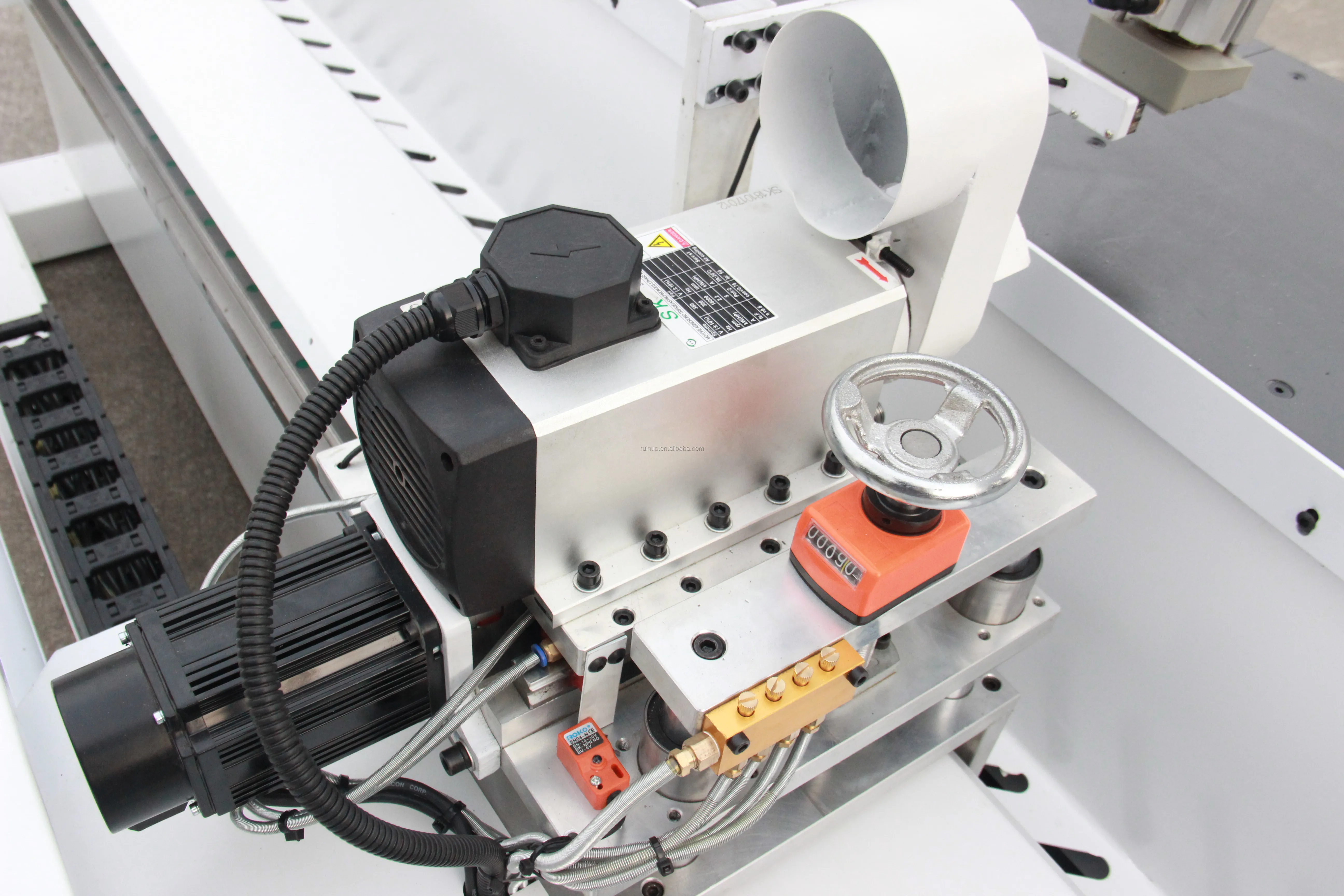 t-h1 新型木工钻床侧装木工卧式钻孔机 - buy 木材钻床,数控侧孔钻床