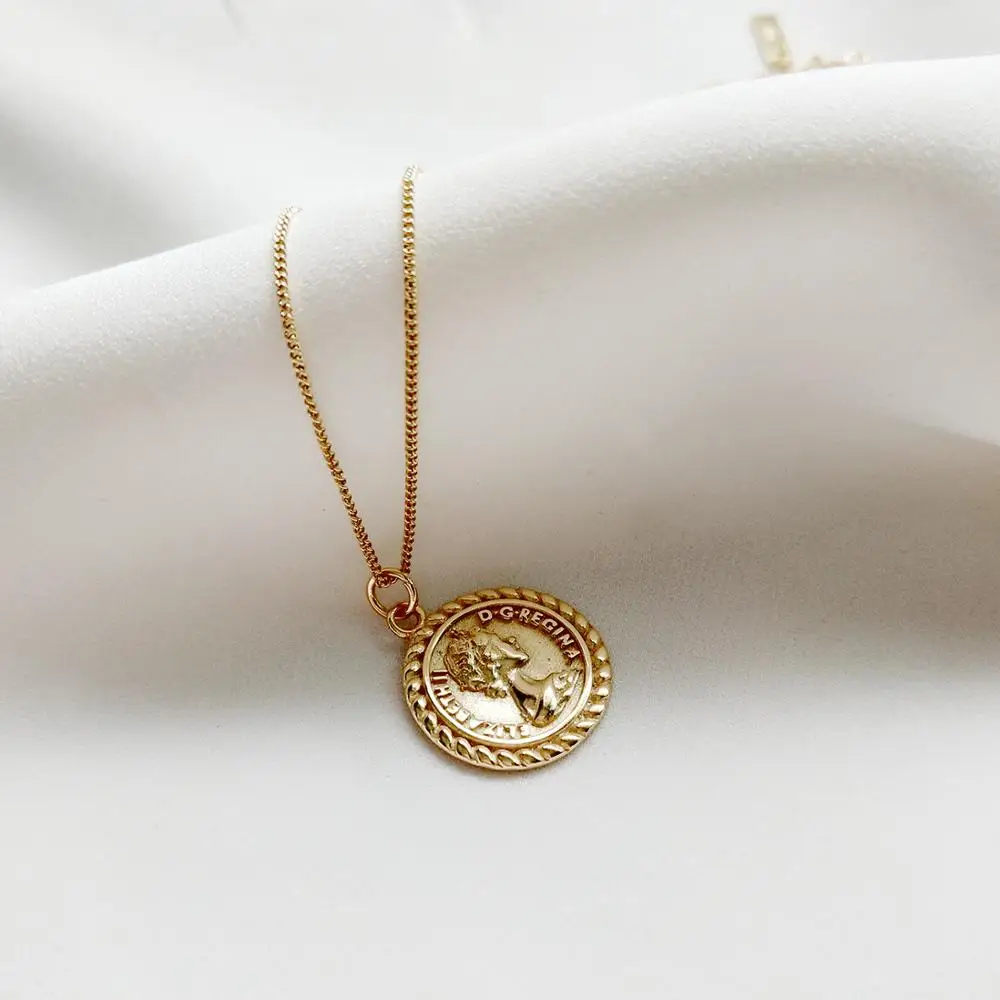 

S925 Sterling Silver Elizabeth Portrait Coin Pendant Necklace Gold Color Clavicle Chain Necklace Jewelry (SK957), As picture
