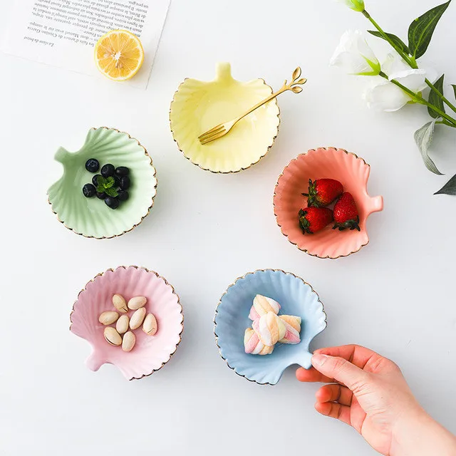 

Cute mini shell shape ceramic fruit snack serving plate soy sauce dish, As the picture