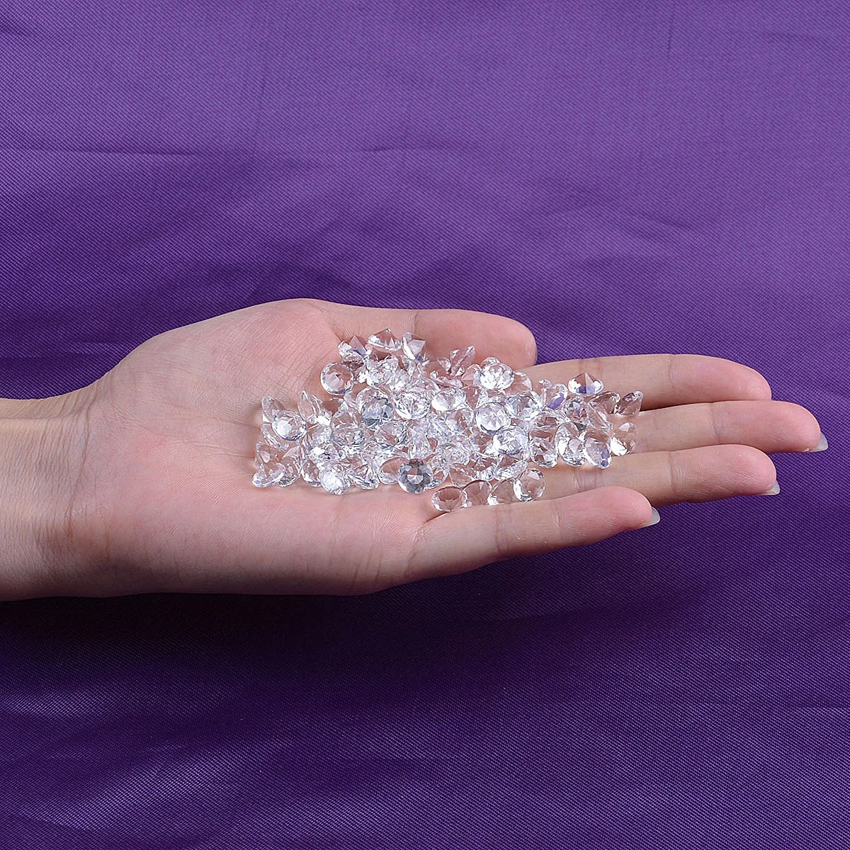 

Lot 100pcs 8mm high quality small diamond K9 crystal cheap ornament for perfume show case