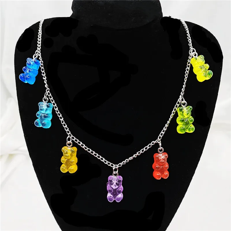 

Ding yi 2021 Fashion color rainbow candy sugar seven little bear necklace teenage disco dancing jelly color pendant necklace