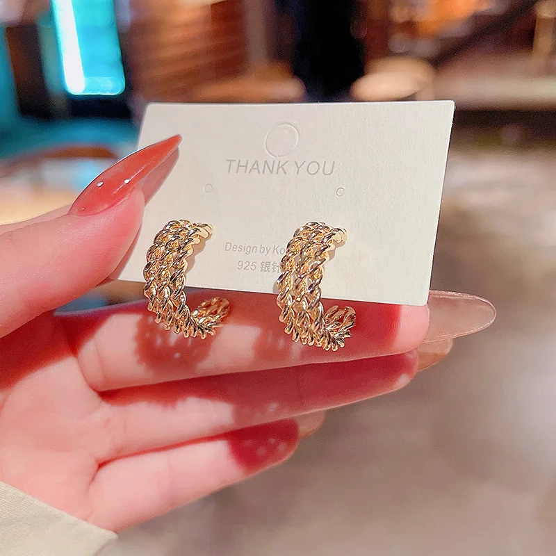 

High Quality Silver Needle 14K Gold Plated Twist C Shape Hoop Earring Trendy Multiple Layers Twist Hoop Earring