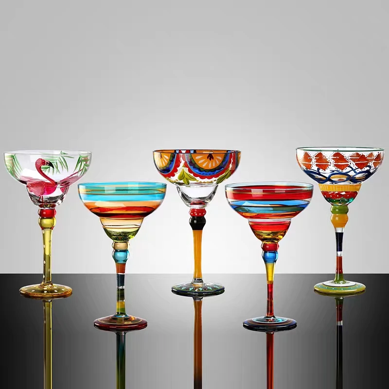 

Hand drawing colored glass creative cocktail goblet fancy wine glass